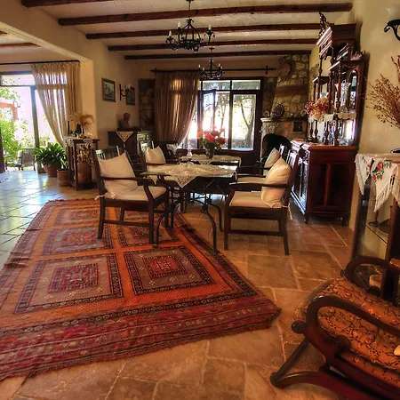 فندق Mandarin & Mango Boutique