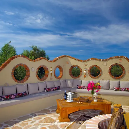 Mandarin & Mango Boutique