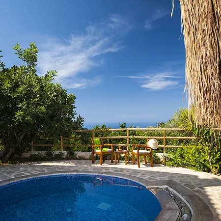 Mandarin & Mango Boutique Szálloda 3*